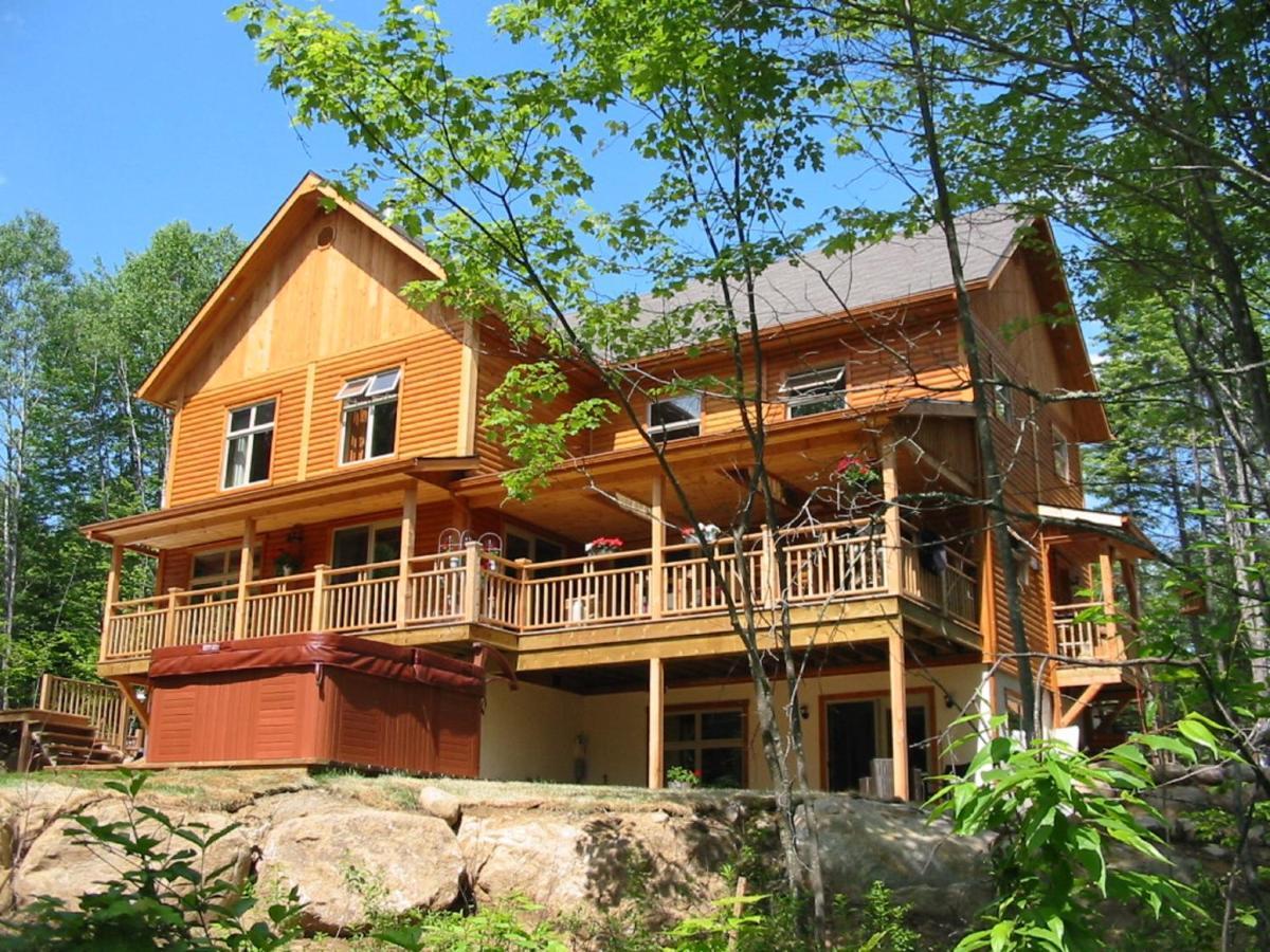 Escale Du Nord Acomodação com café da manhã Mont-Tremblant Exterior foto